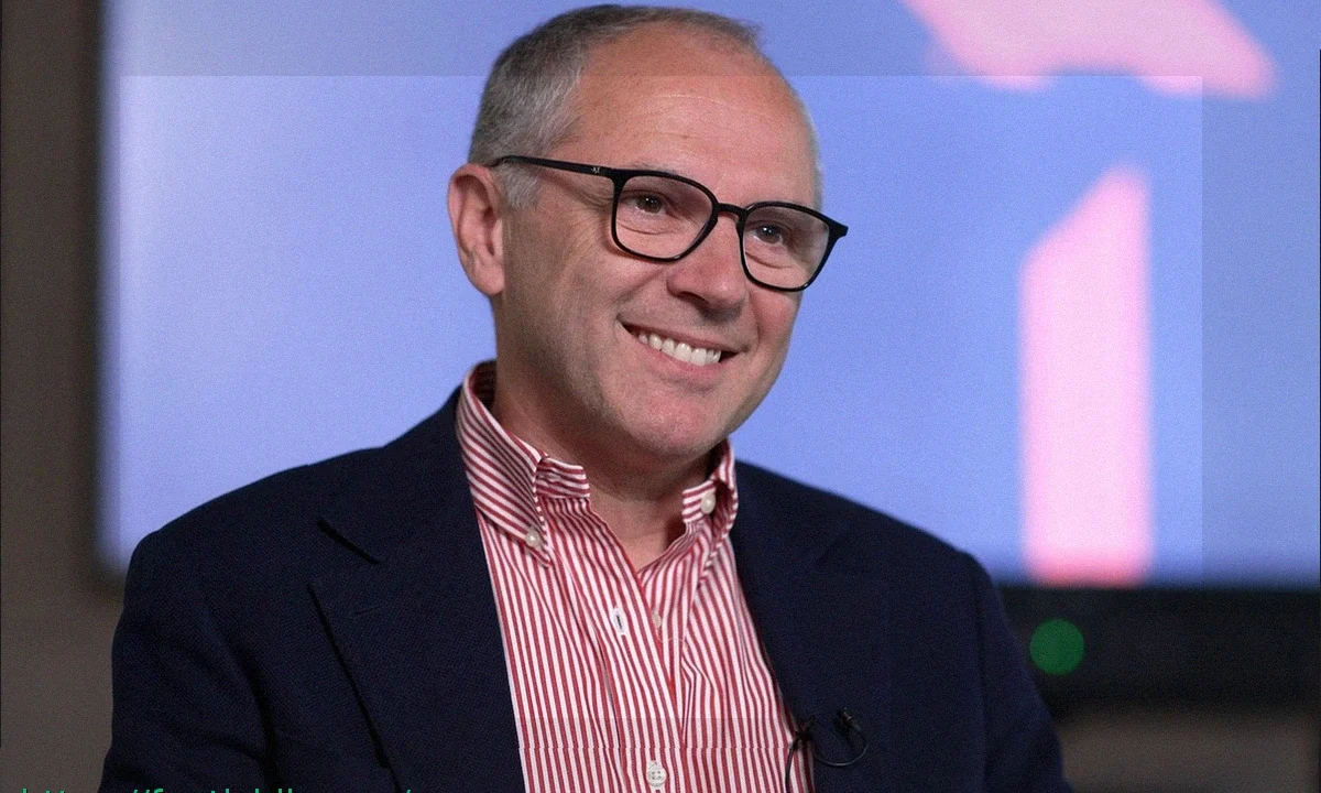 F1: Domenicali Confía en Ajustes Positivos para las Regulaciones de 2026 y el Crecimiento Global